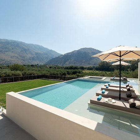 Villa El By Posarellivillas Mouríon Extérieur photo